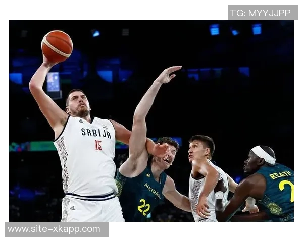 阿德尔曼盛赞约基奇全场16助展现独特空间把握能力令人惊叹