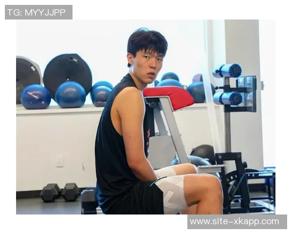 杨瀚森面临试错期开拓者急需胜利无法容忍失误