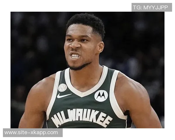 扬尼斯阿德托昆博荣膺11月8日NBA最佳球员称号的背后故事
