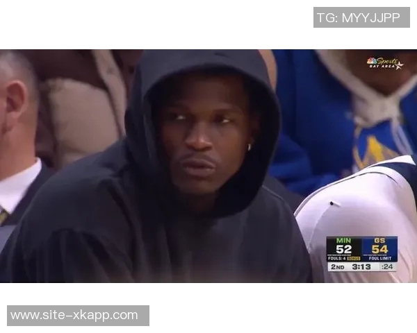 爱德华兹复出状态低迷半场仅得5分2助攻表现令人失望