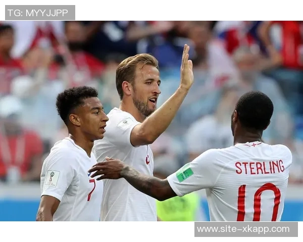 奇克重返英格兰国家队七年后获赠纪念帽子表达喜悦之情